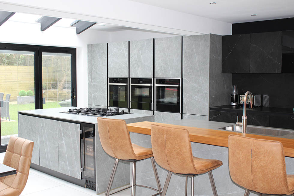 NX950 door in Ceramic Marble effect - next125 German kitchens